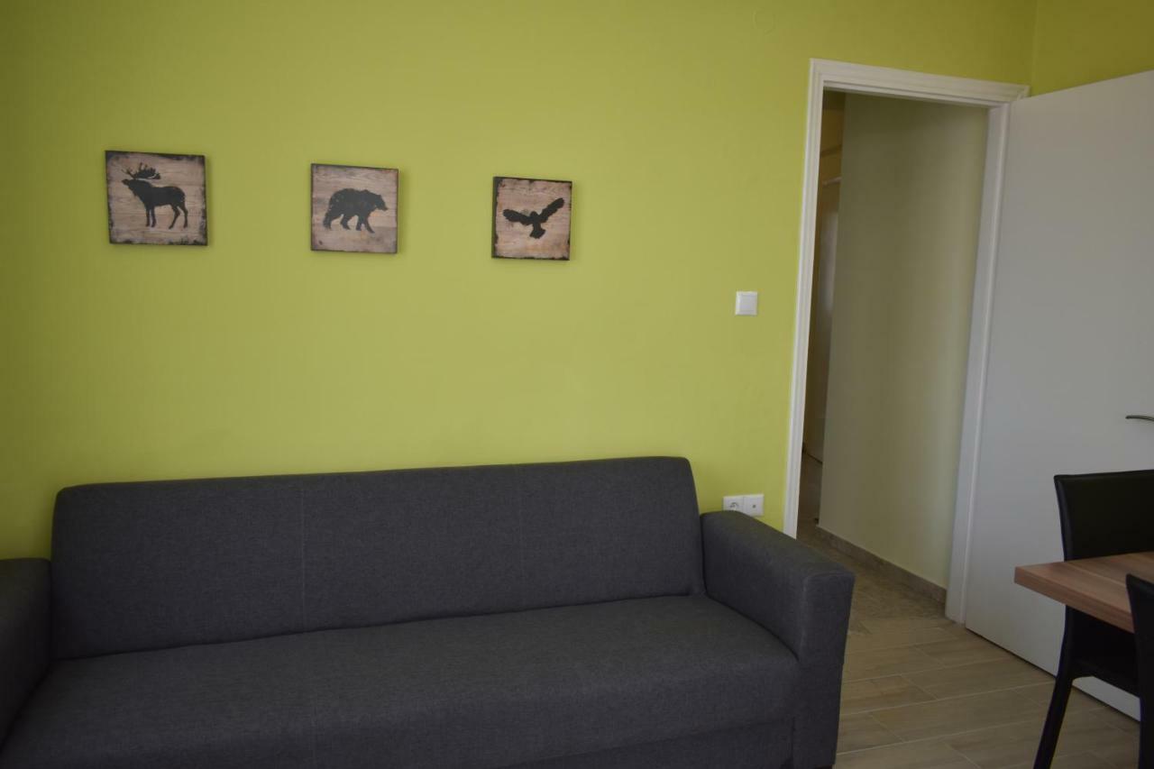 Apartment Alexandra นาฟปลิโอ ภายนอก รูปภาพ
